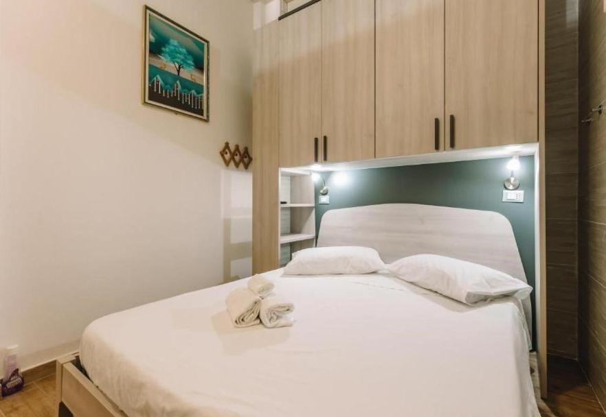 カリアリ Zenzero E Limone Bed & Breakfast エクステリア 写真