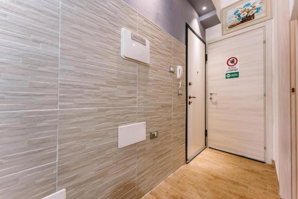 カリアリ Zenzero E Limone Bed & Breakfast エクステリア 写真